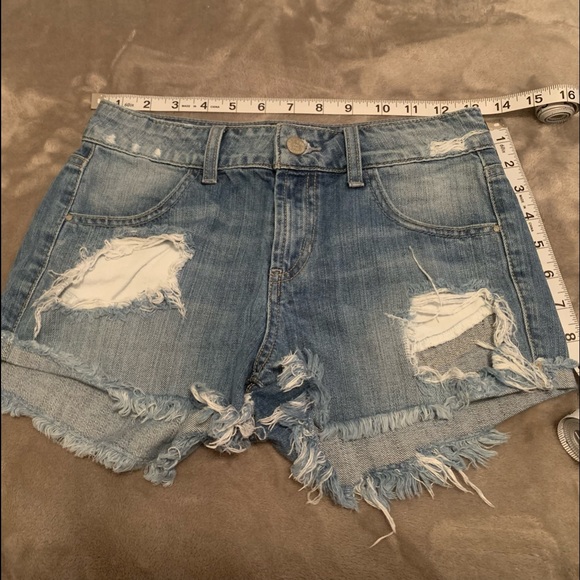 Guess Denim Distressed Shorts - Picture 8 of 13